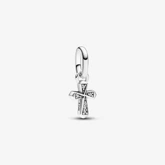 Pandora ME – Mini pendentif en forme de croix étincelante Pandora ME – Mini pendentif en forme de croix étincelante